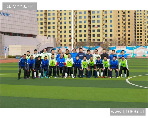 赛后分析：西安足球队与上海足球队战术对决的深度剖析与启示